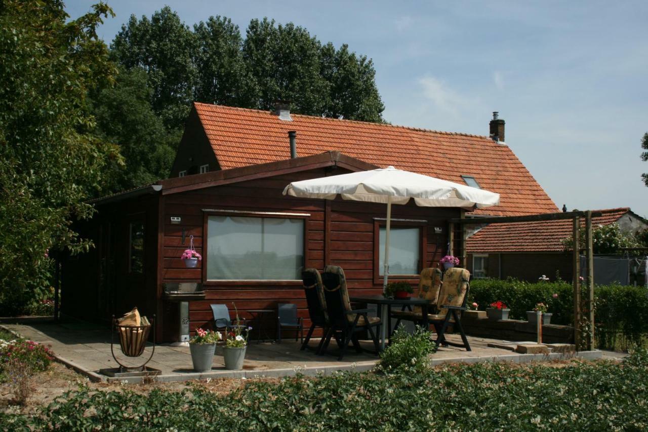 Villa Bie Oans Oefje Lewedorp Esterno foto